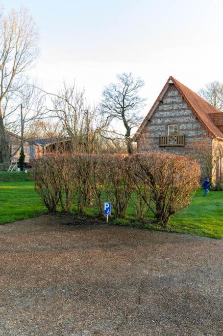 Le Clos Saint Vincent Manneville-ès-Plains Exterior photo